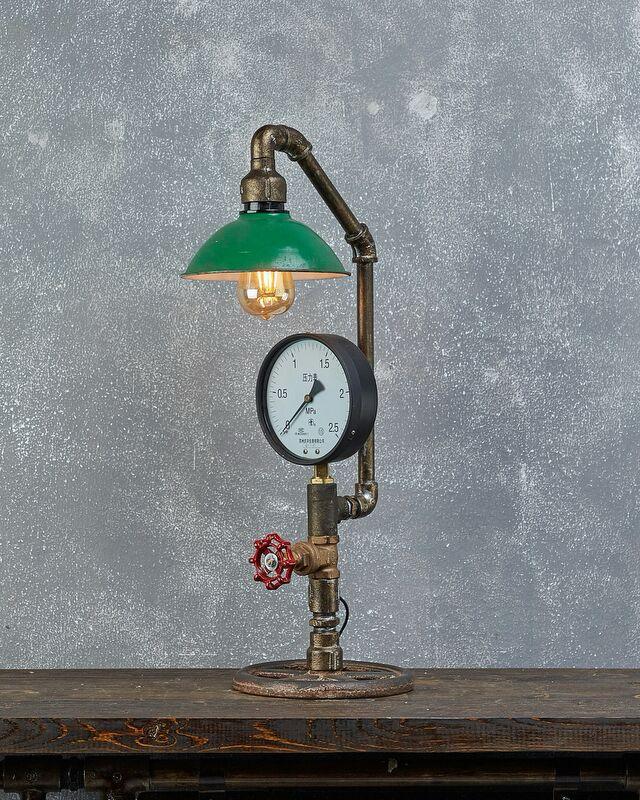 The Pressure Gauge Column Lamp