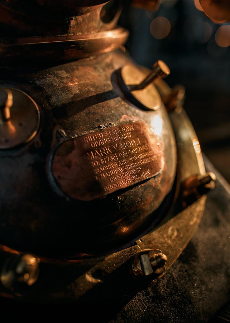 The Deep Diver Light
